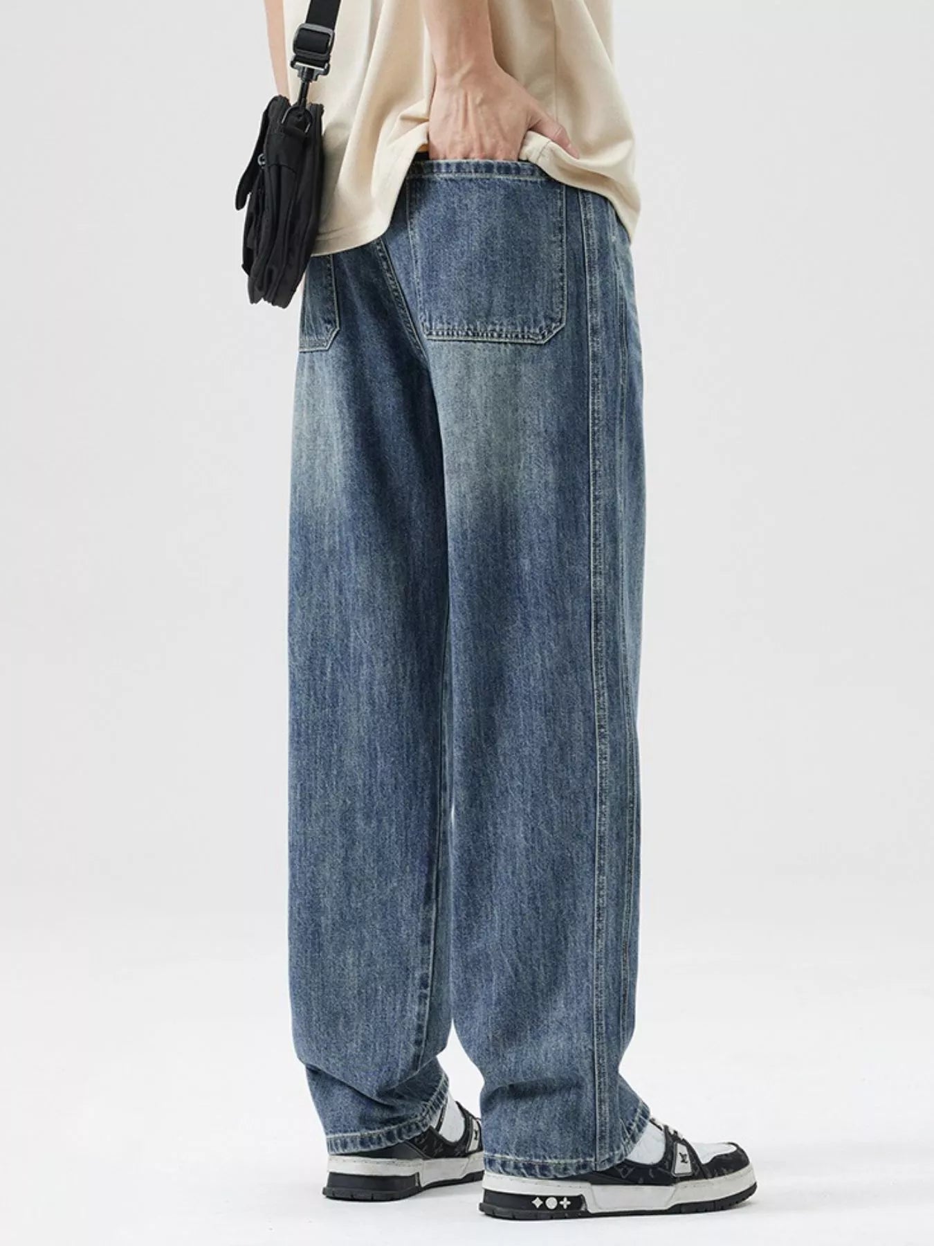 Back View of Trendbye Men's Wash Wide Leg Jeans