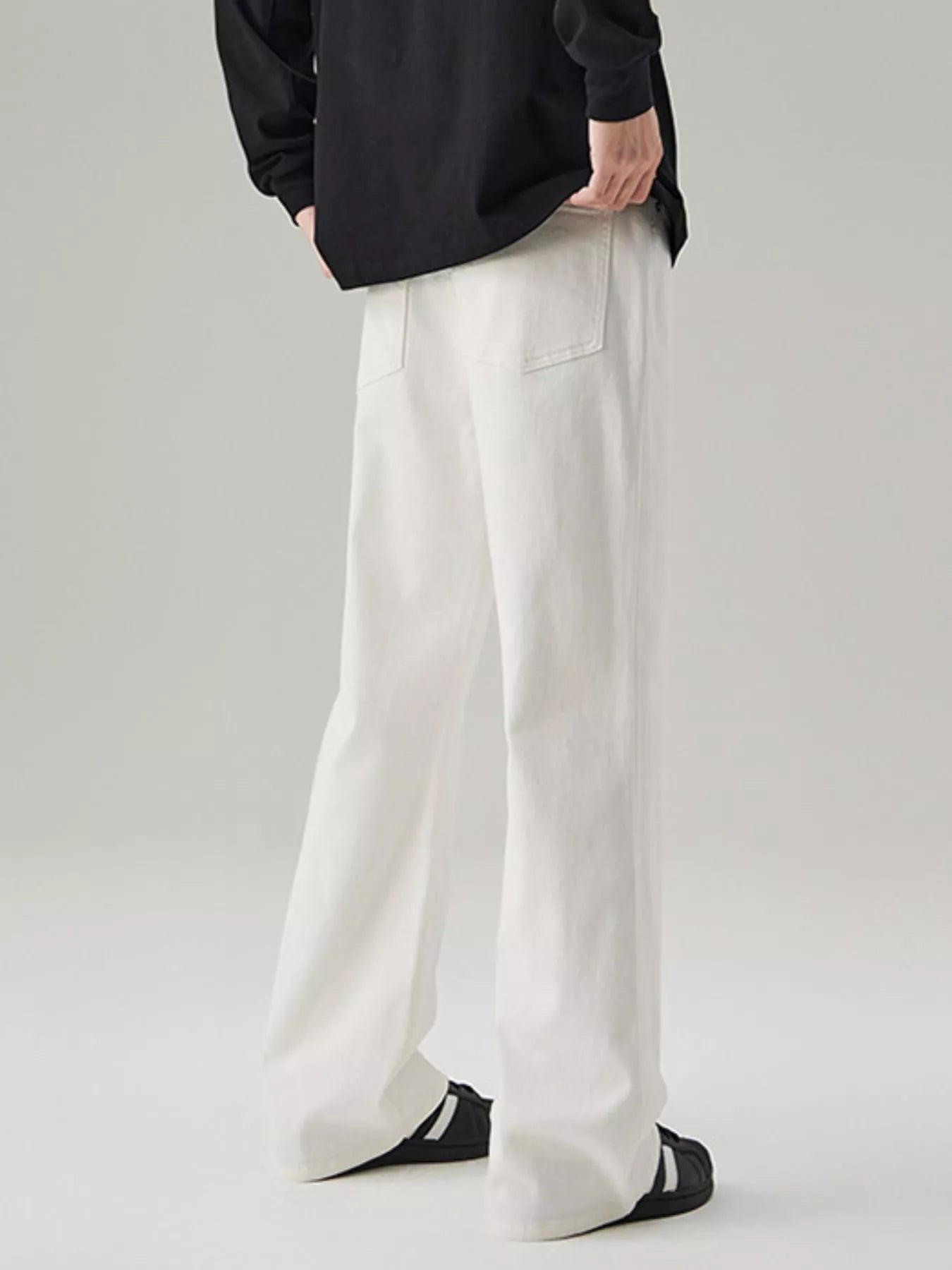 Back View of Trendbye Men's Wide Leg Jeans
