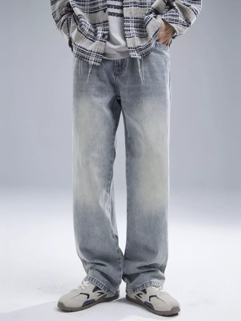 Front View of Trendbye Men's Wash Loose Fit Jeans