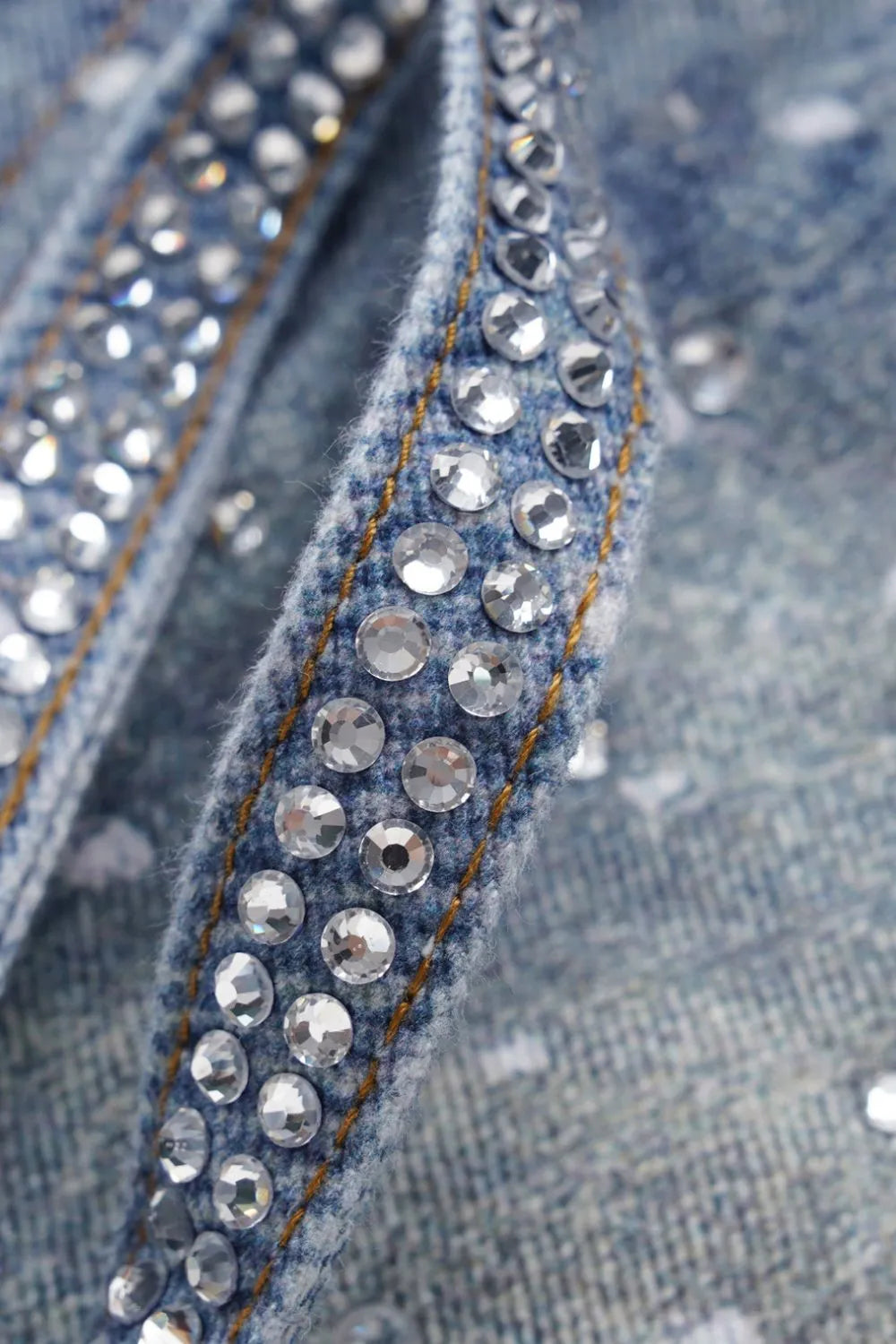 Rhinestone Belt Detail on Trendbye Men's Jeans