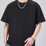 Trendbye Men's wearing a black t-shirt 