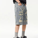 Trendbye Men's wearing distressed denim short